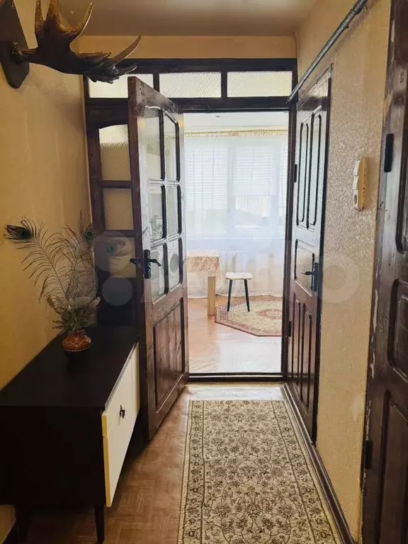2-к. квартира, 54 м, 1/5 эт. - Фото 0