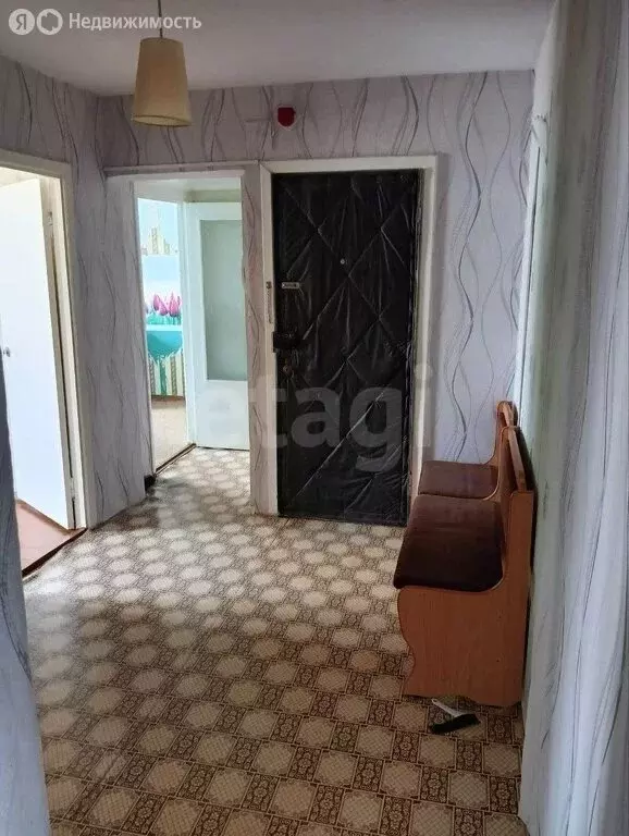 3-комнатная квартира: Добрянка, улица Победы, 105 (65.3 м) - Фото 0