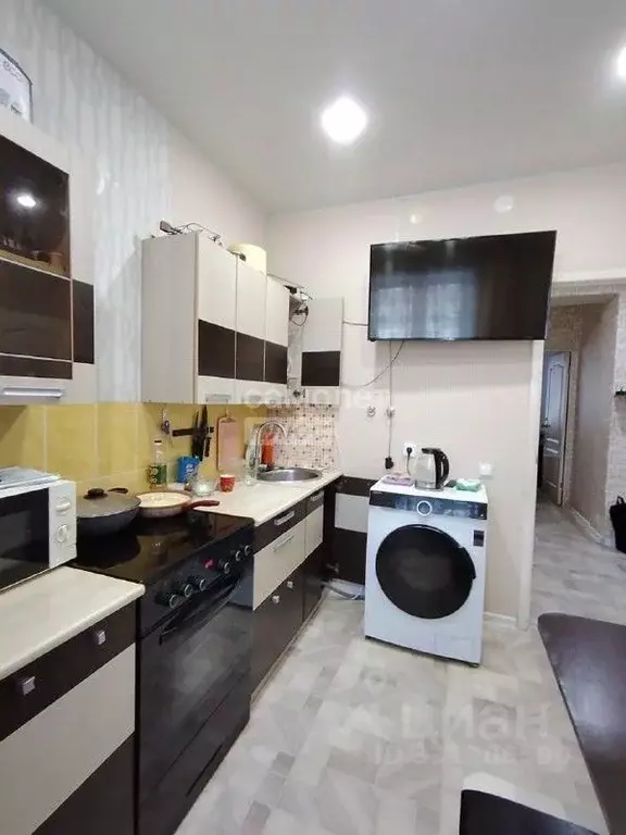 3-к кв. Свердловская область, Артемовский ул. Красный Луч, 27 (57.7 м) - Фото 2