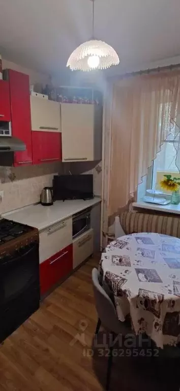 2-к кв. Саратовская область, Саратов ул. Танкистов, 77ак1 (49.2 м) - Фото 1