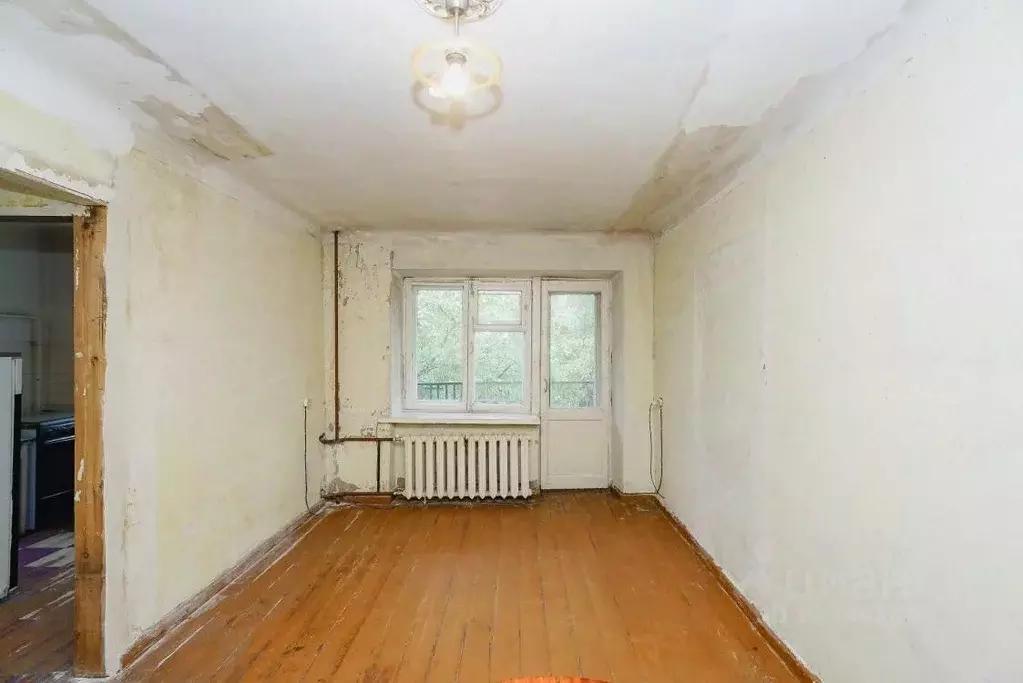 3-к кв. Омская область, Омск Городок Нефтяников мкр, ул. 4-я ... - Фото 0