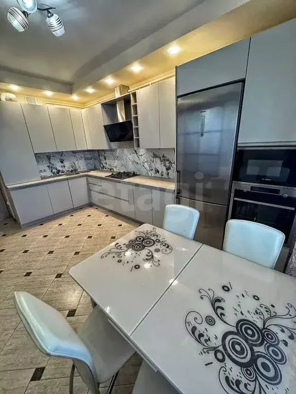 3-к кв. Краснодарский край, Анапа ул. Поликарпова, 2к1 (72.4 м) - Фото 1