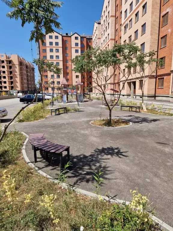 2-к кв. Северная Осетия, Владикавказ ул. Куйбышева, 77В (77.0 м) - Фото 1