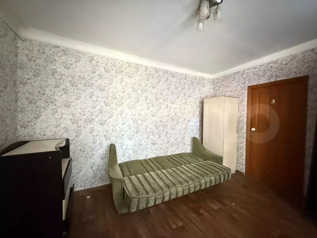 Комната 13,2 м в 4-к., 1/5 эт. - Фото 0