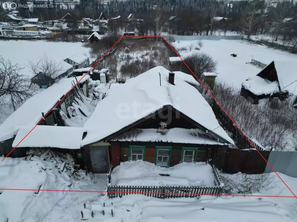 Участок в Нижняя Тура, Набережная улица (12 м) - Фото 1