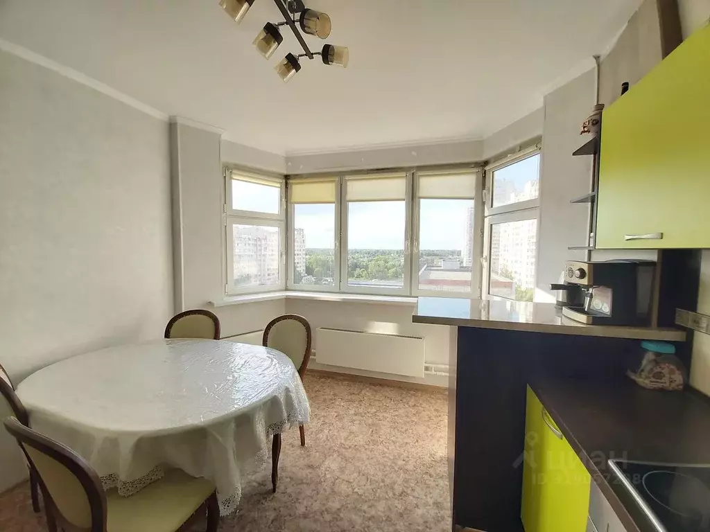 2-к кв. Московская область, Балашиха ул. Свердлова, 38 (65.0 м) - Фото 1