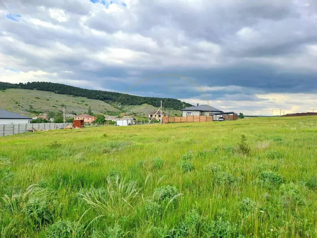 Участок в Крым, Симферопольский район, Трудовское с/пос, с. ... - Фото 2