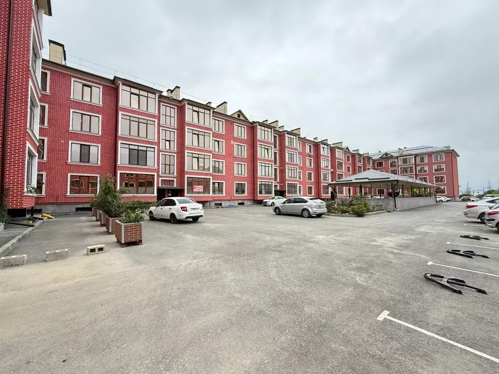 1-к кв. Кабардино-Балкария, Нальчик ул. Шогенова, 73 (45.0 м) - Фото 1