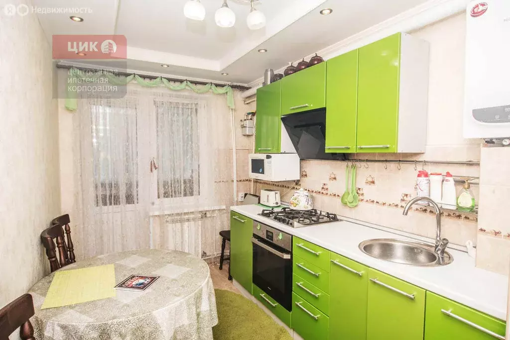 2-комнатная квартира: Дядьково, Юбилейная улица, 7 (50 м) - Фото 0