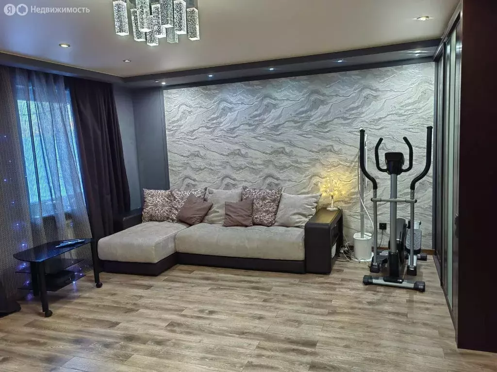 3-комнатная квартира: Петрозаводск, улица Белинского, 7А (88.1 м) - Фото 1