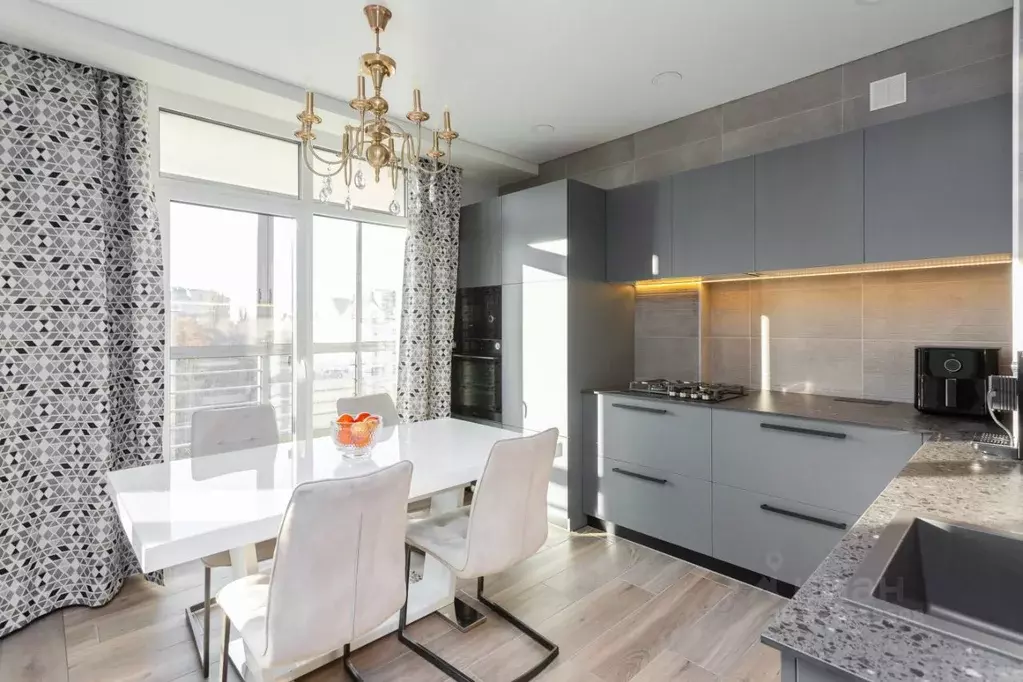 4-к кв. Калининградская область, Калининград ул. Космонавта Леонова, ... - Фото 1