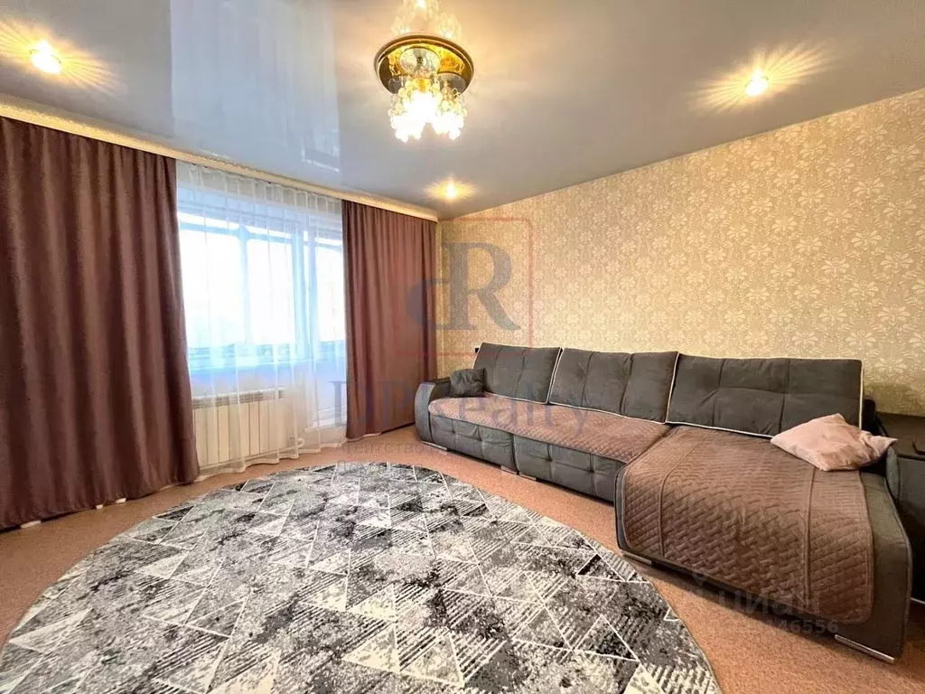 3-к кв. Кемеровская область, Новокузнецк ул. Тольятти, 56 (64.7 м) - Фото 1