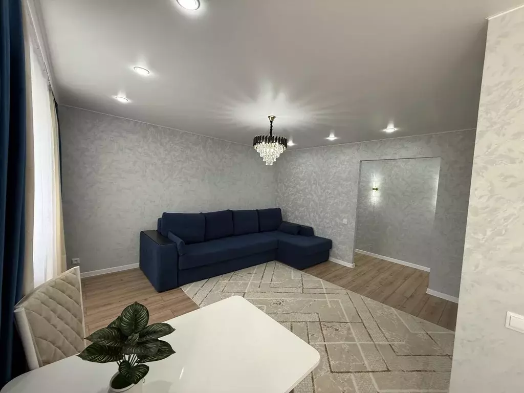 Квартира, 3 комнаты, 57 м - Фото 2