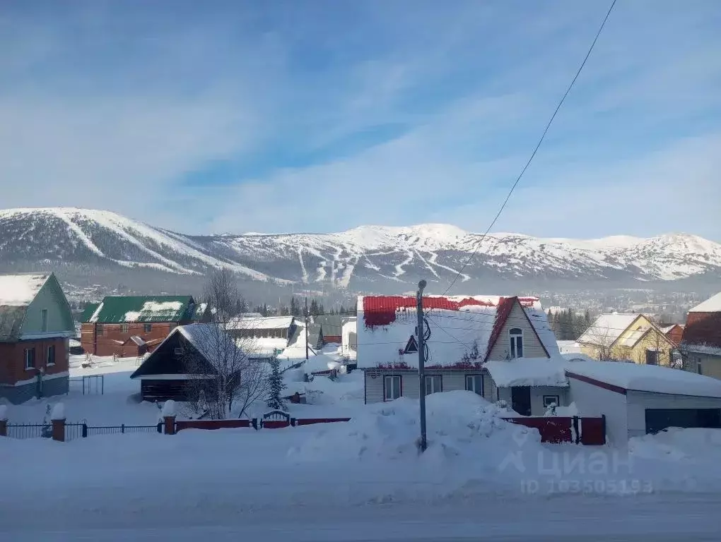 3-к кв. Кемеровская область, Таштагольский район, Шерегешское ... - Фото 1