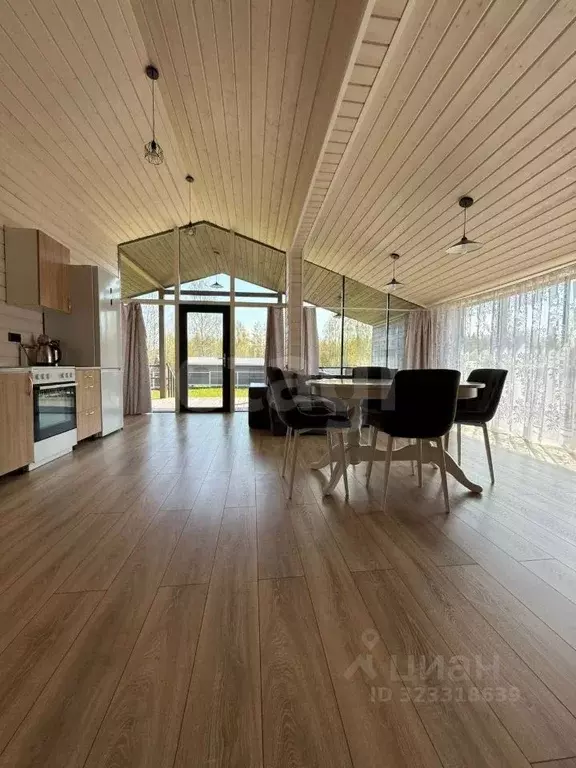 Дом в Ленинградская область, Гатчинский муниципальный округ, Торфяное ... - Фото 1