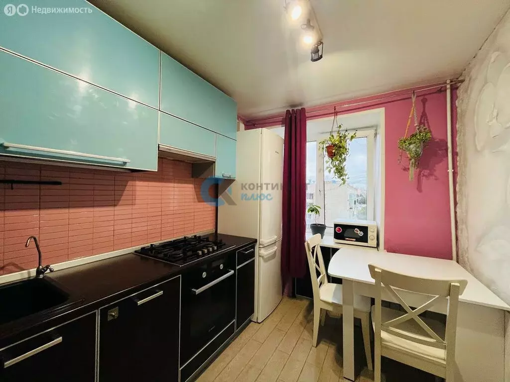 3-комнатная квартира: Ярославль, улица Салтыкова-Щедрина, 88 (60 м) - Фото 1