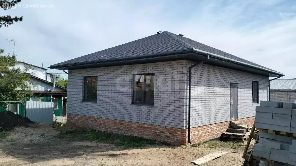 Дом в Саратов, Якутская улица (200 м) - Фото 1