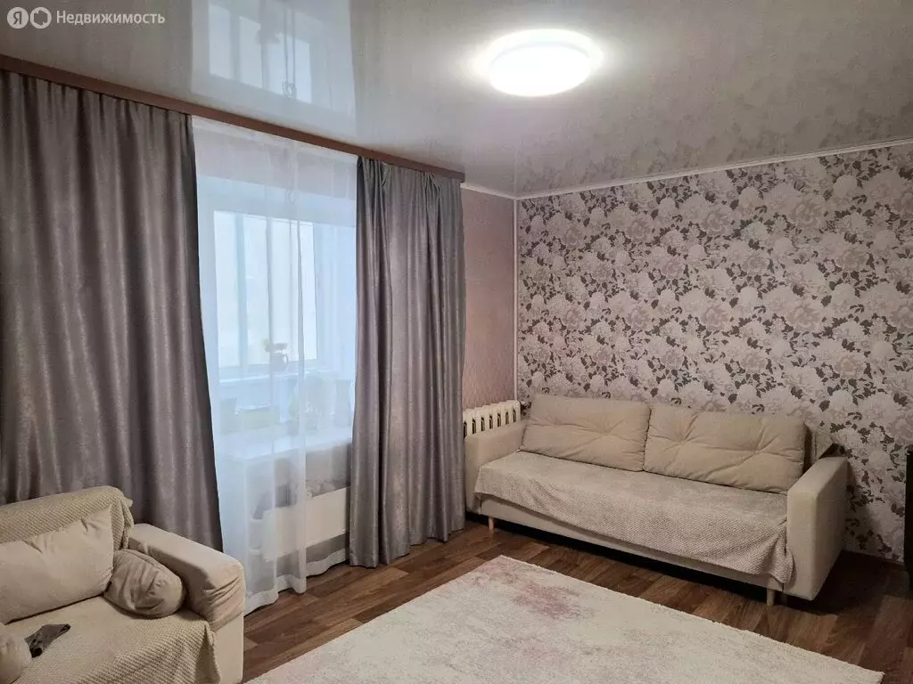 2-комнатная квартира: Сатка, улица 40 лет Победы, 16 (52 м) - Фото 1