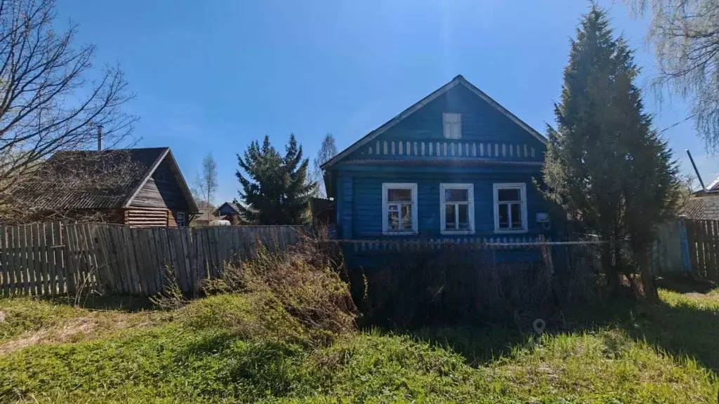 Дом в Новгородская область, Крестцы рп ул. Большевиков, 37 (34 м) - Фото 0