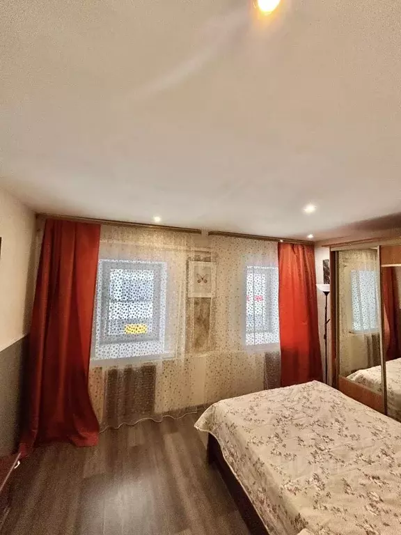 2-к кв. Нижегородская область, Нижний Новгород ул. Ульянова, 32 (52.5 ... - Фото 1