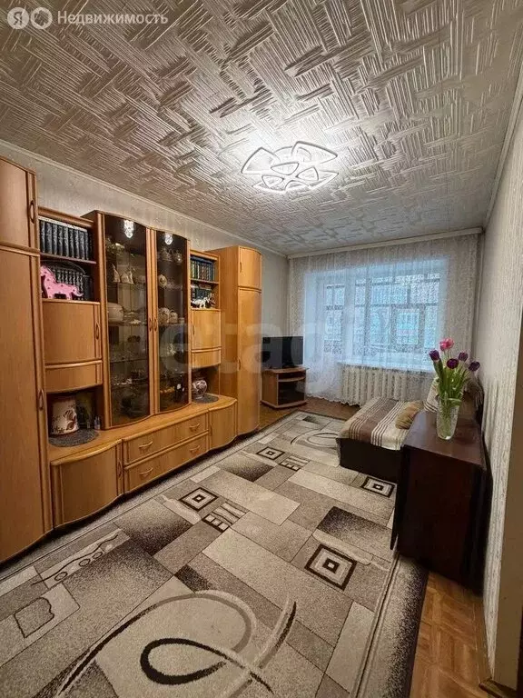 2-комнатная квартира: Тюмень, улица Максима Горького, 31 (44.1 м) - Фото 2