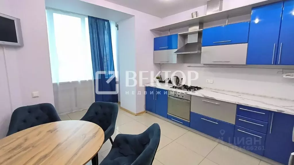 2-к кв. Костромская область, Кострома ул. Энгельса, 13 (93.4 м) - Фото 1