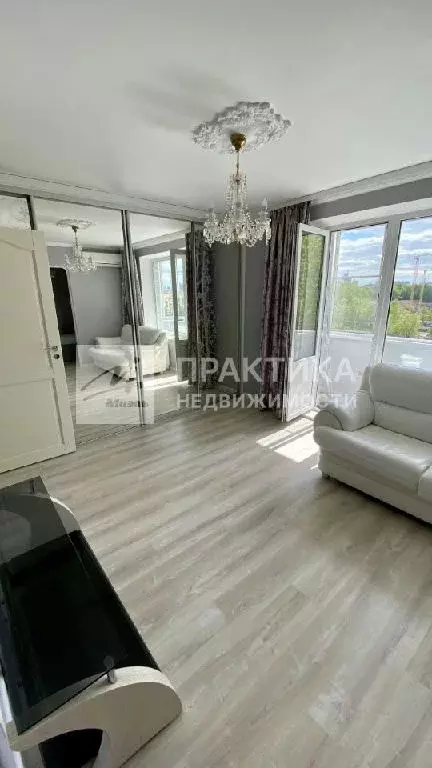 Продается 2-комнатная квартира - Фото 2