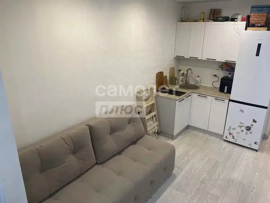 Студия Тюменская область, Тюмень ул. Первооткрывателей, 2 (25.6 м) - Фото 1