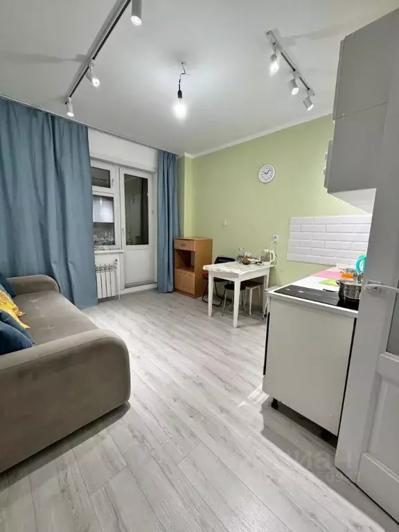 1-к кв. Саха (Якутия), Якутск Гимеин мкр, ул. Шевченко, 5 (20.0 м) - Фото 0