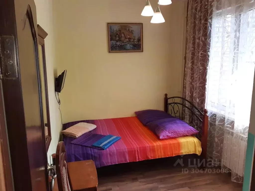 2-к кв. Краснодарский край, Сочи Центральный мкр, ул. Комсомольская, 4 ... - Фото 0
