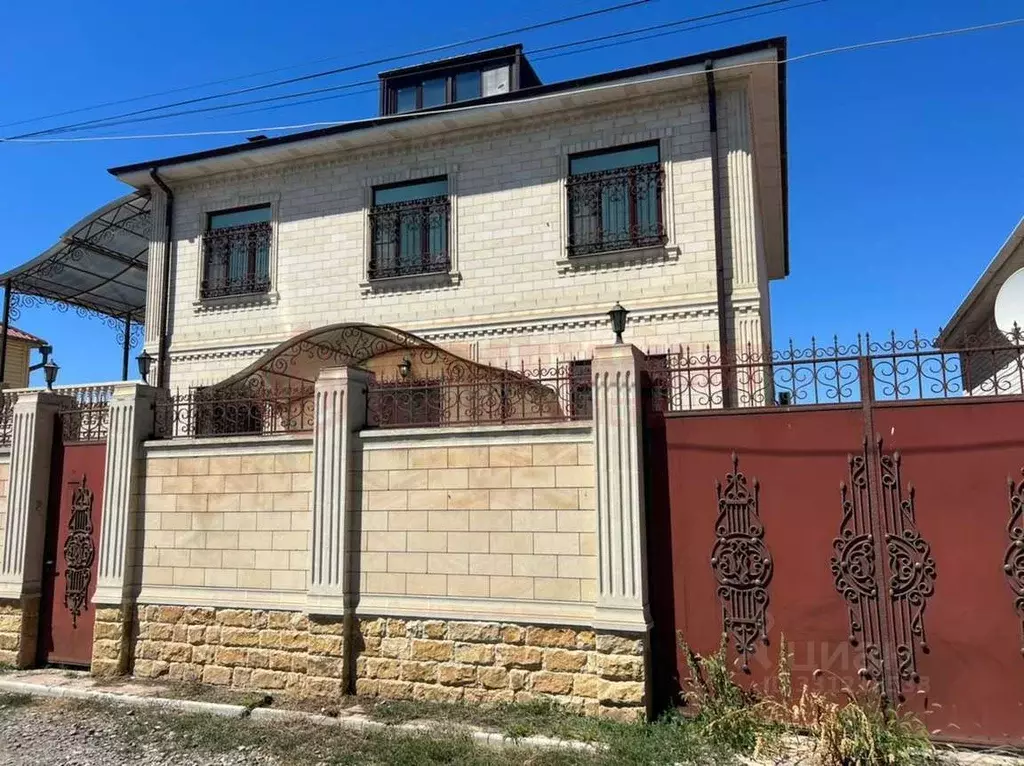 Дом в Астраханская область, Астрахань Ольховая ул., 44 (332 м) - Фото 1