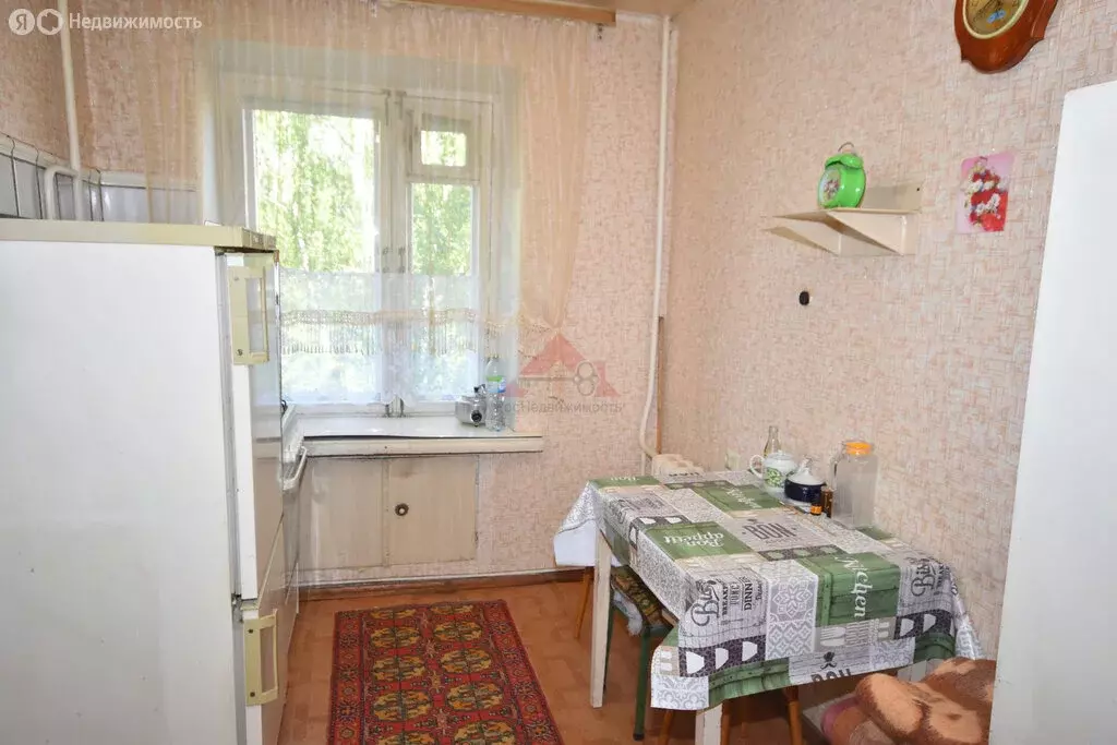 3-комнатная квартира: Кольчугино, улица 50 лет Октября, 15 (62.5 м) - Фото 0