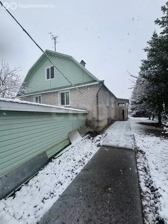 Дом в посёлок Майский, Луговая улица (230 м) - Фото 0