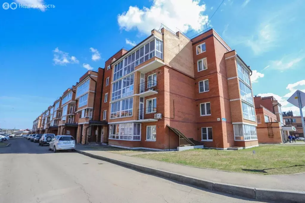 2-комнатная квартира: посёлок Дзержинск, микрорайон Современник, 24 ... - Фото 0