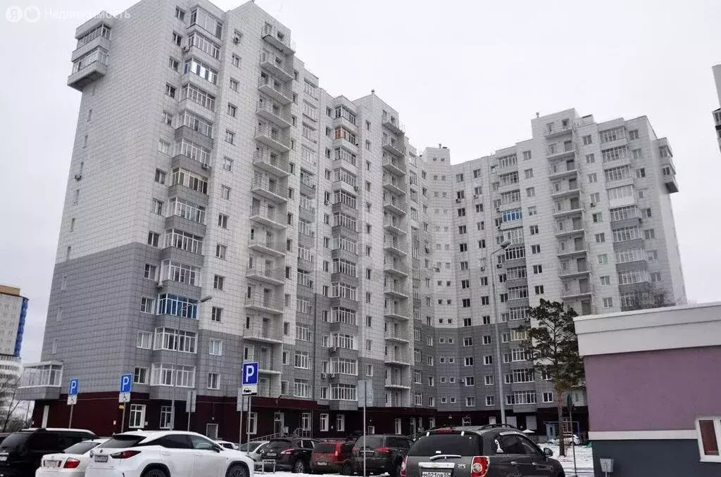 3-комнатная квартира: Омск, улица Конева, 6 (102.3 м) - Фото 1