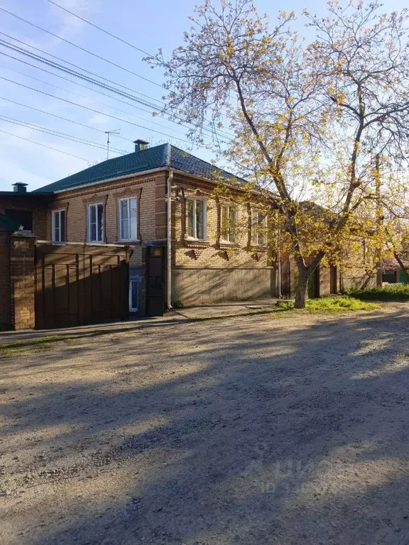 Дом в Ростовская область, Ростов-на-Дону Книжная ул., 206 (180 м) - Фото 1