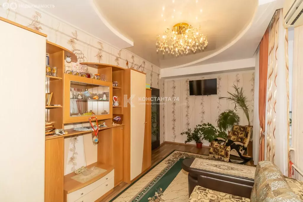 3-комнатная квартира: Челябинск, улица Барбюса, 31 (63.6 м) - Фото 2