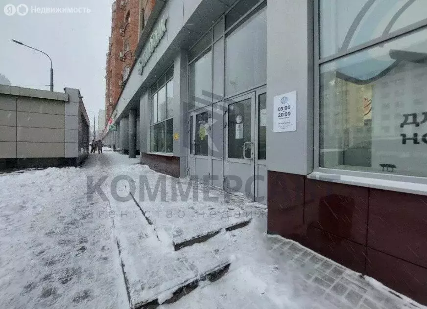 Торговая площадь (200 м) - Фото 1