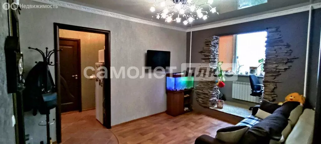 3-комнатная квартира: Белгород, улица Будённого, 19 (65 м) - Фото 0