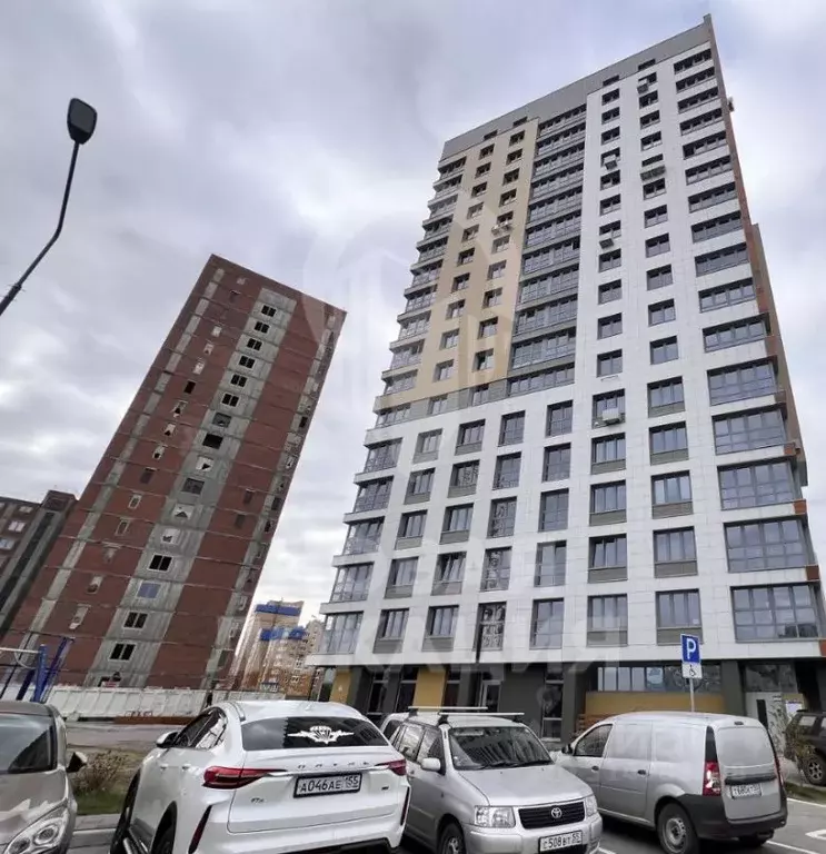Помещение свободного назначения в Омская область, Омск ул. 70 лет ... - Фото 1