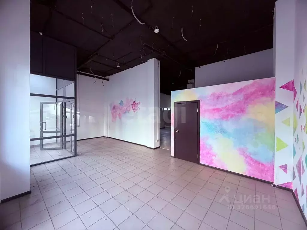 Помещение свободного назначения в Красноярский край, Красноярск ул. ... - Фото 2