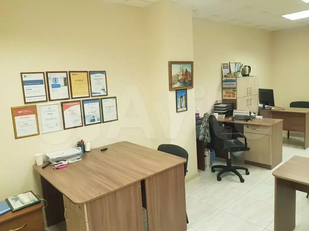 Офис или Студия Красоты в Бизнес Центре, 23 м - Фото 1