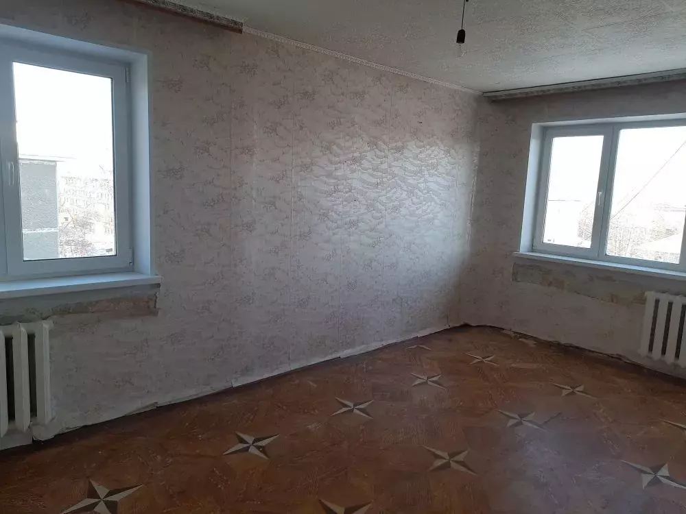 3-к кв. Свердловская область, Кировград ул. Дзержинского, 21А (62.0 м) - Фото 1