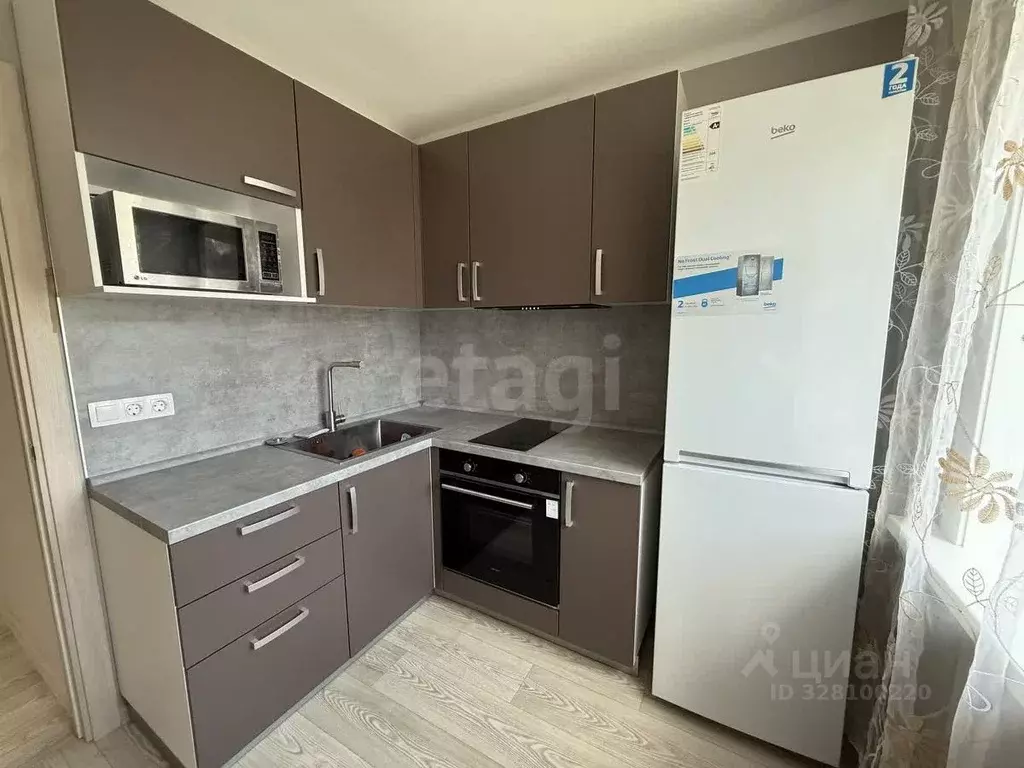 2-к кв. Сахалинская область, Южно-Сахалинск Амурская ул., 157 (45.4 м) - Фото 1