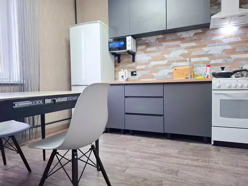 1-к кв. Курская область, Курск ул. Евгения Клевцова, 18 (37.0 м) - Фото 2