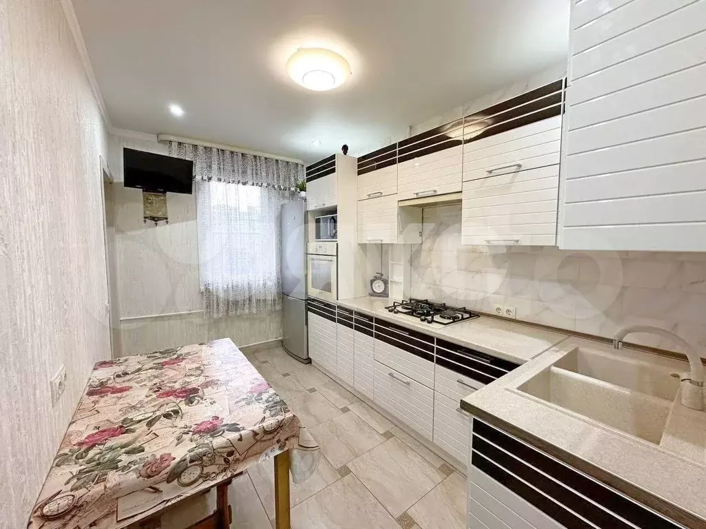 3-к. квартира, 72 м, 2/9 эт. - Фото 1