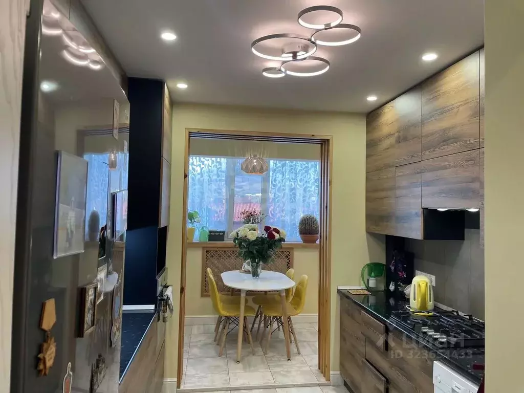 3-к кв. Ставропольский край, Пятигорск ул. Адмиральского (76.0 м) - Фото 1