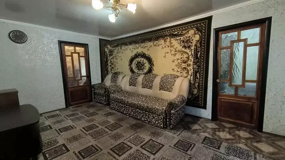 Дом в Саратовская область, Энгельс муниципальное образование, ... - Фото 1