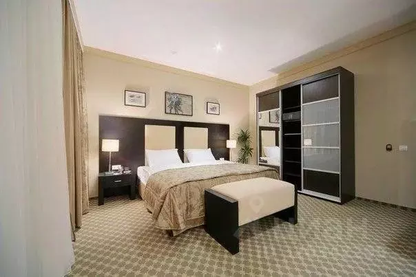 Комната Свердловская область, Екатеринбург ул. Хомякова, 14 (50.0 м) - Фото 1