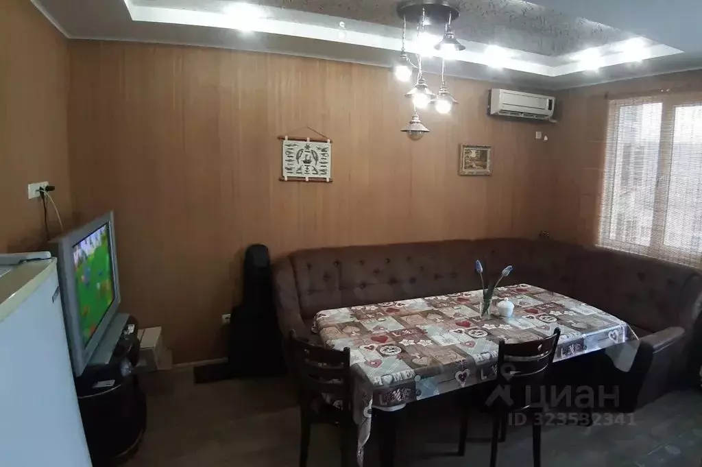 2-к кв. Крым, Судак ул. Октябрьская, 38 (90.0 м) - Фото 1